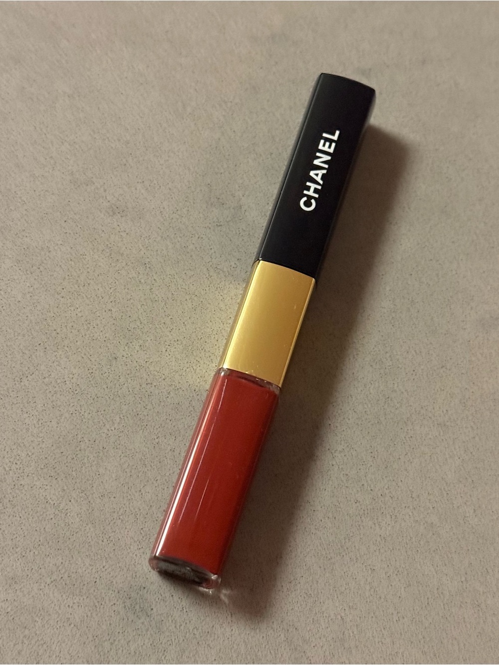 158 CHANEL LE ROUGE DUO ULTRA TENUE